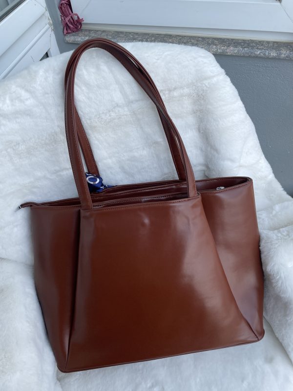 The Urban Carry Tote